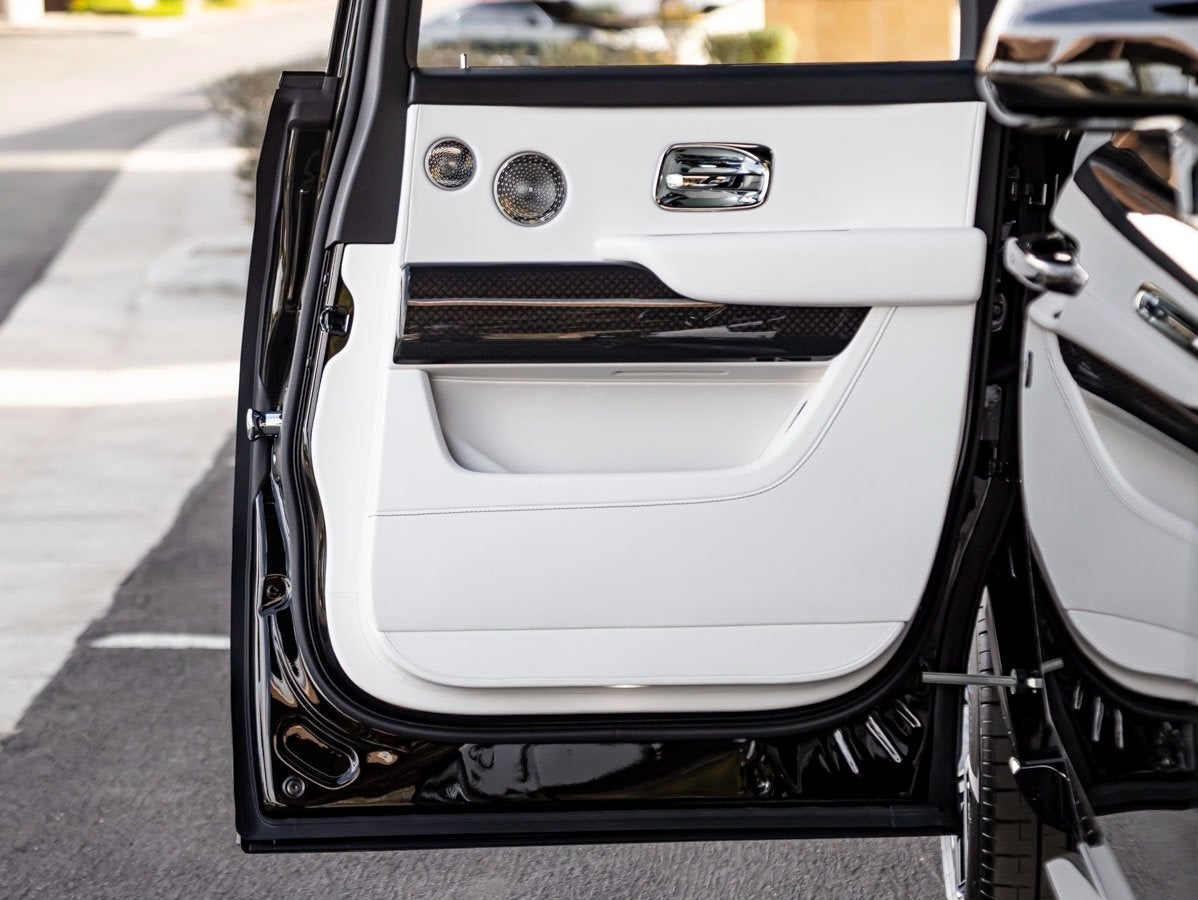 2026 Rolls-Royce Black Badge Cullinan