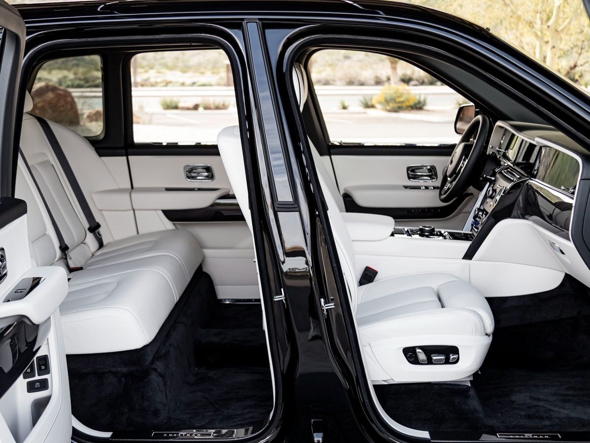 2026 Rolls-Royce Black Badge Cullinan